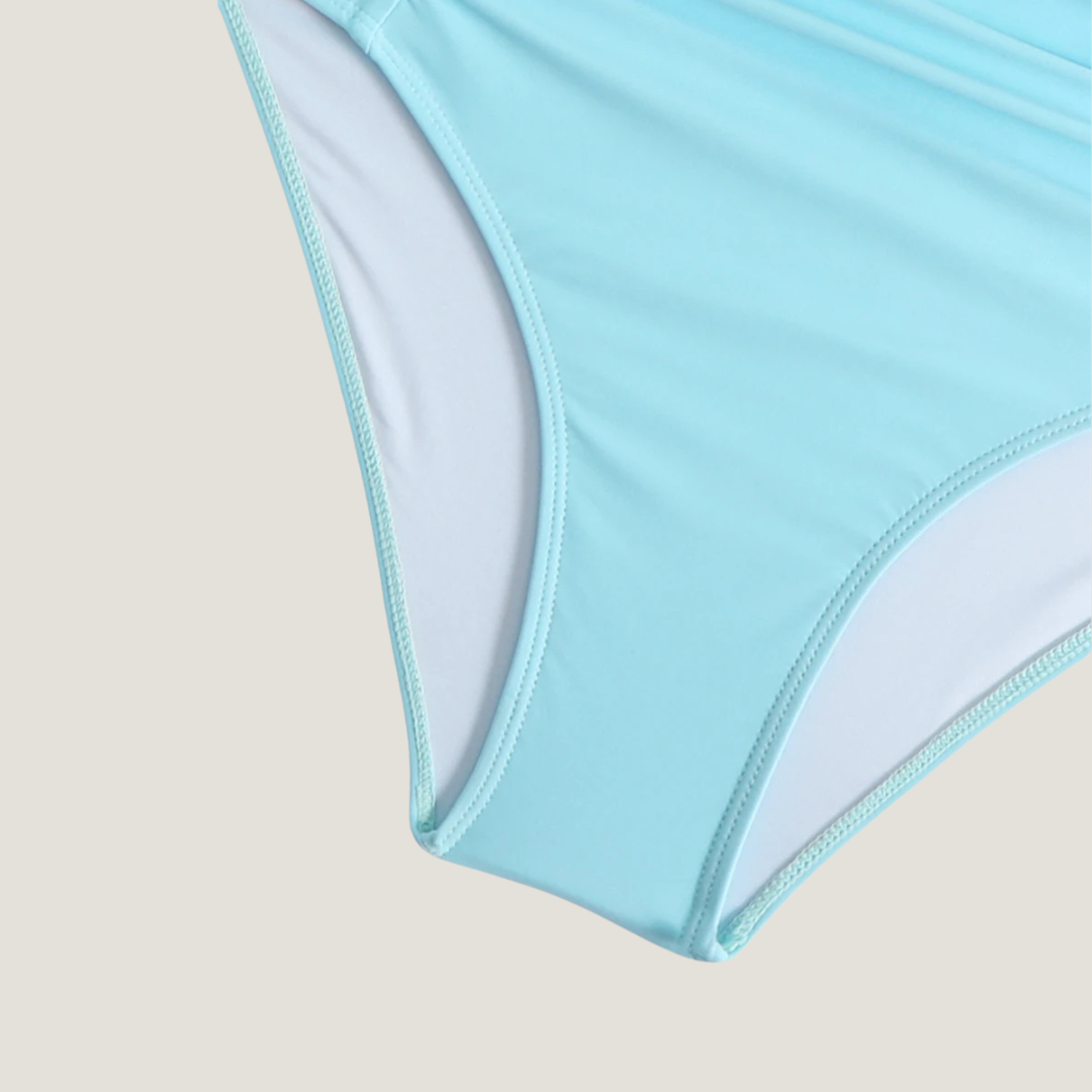 Maillot de Bain à Bandes Croisées – Confort & Style Été | Curvia